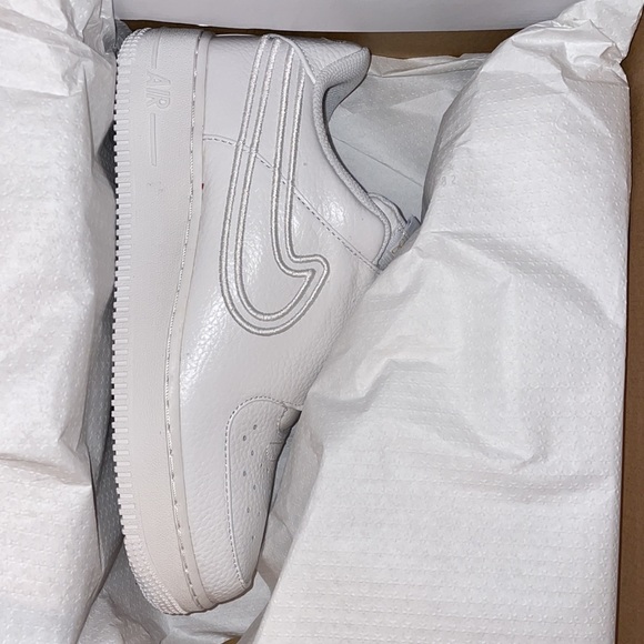 NWB Nike WMNS SERENA Air Force 1 / Summit White - 8 - Picture 7 of 8